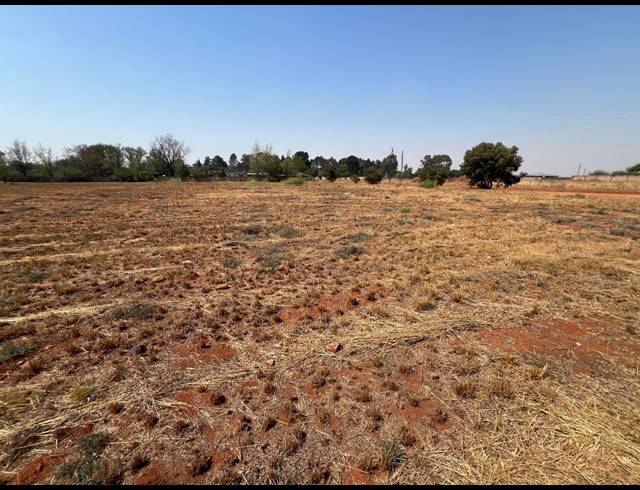 2,903M² VACANT LAND FOR SALE IN HENLEY ON KLIP